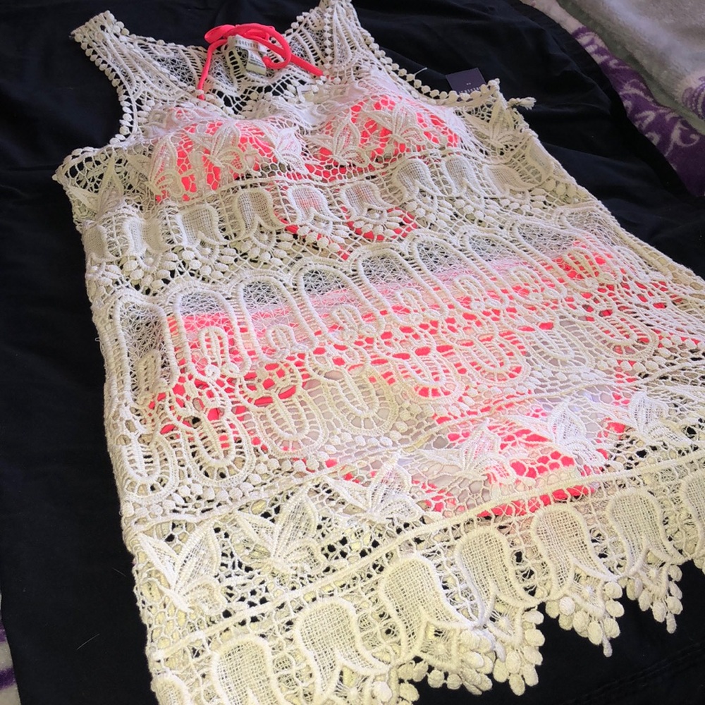 NWT F21 Women’s Lace Dress